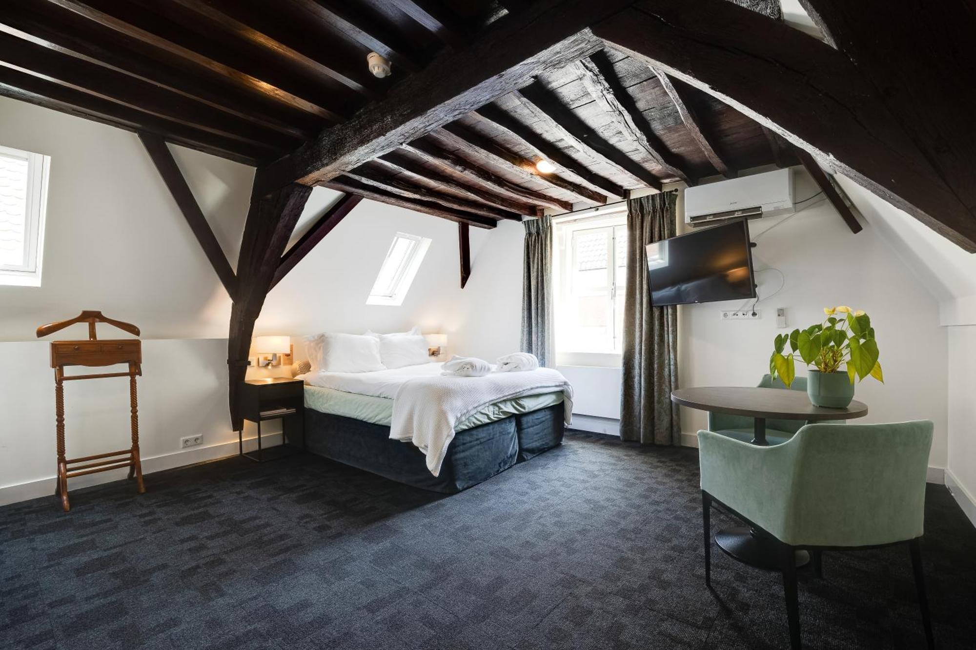 Uylenhof Hotel Ден Бош Экстерьер фото